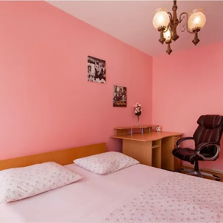 Budget Apartment Split